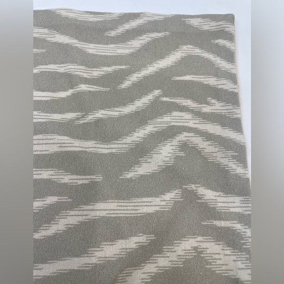 Neverused! Grey tiger striped pillow cover Tibetan tiger - Picture 4 of 11